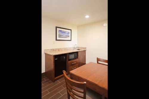 Comfort Inn & Suites Event Center image 16