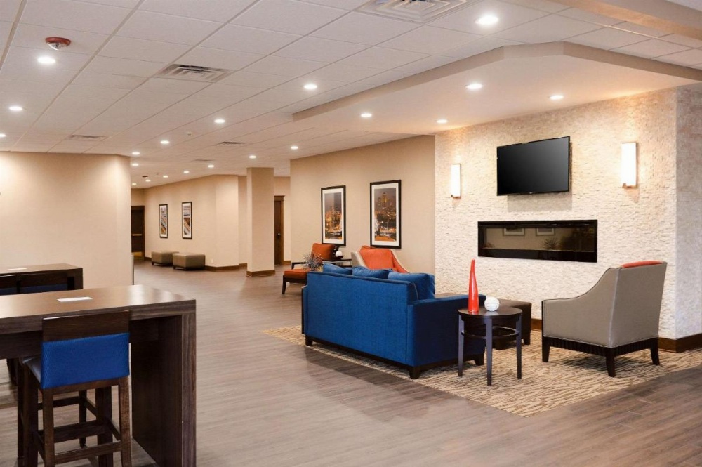 Comfort Inn & Suites Event Center Image 19